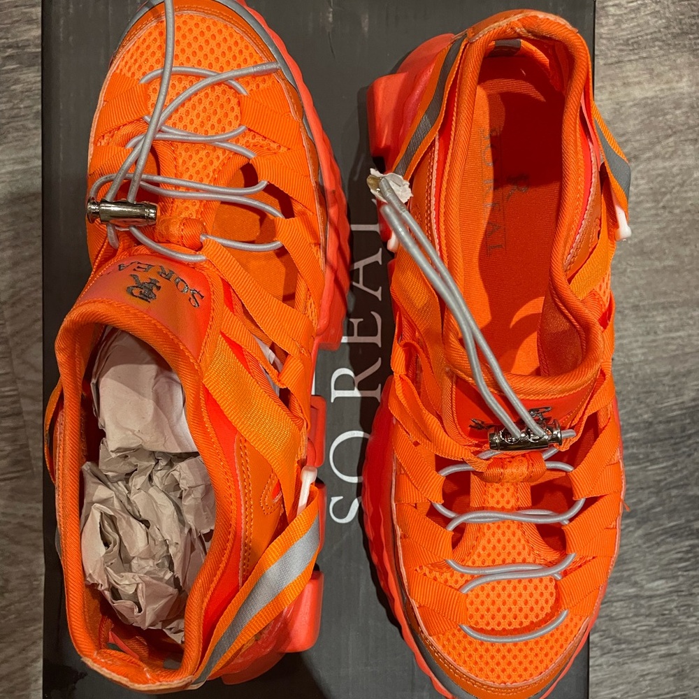 Gsuwoo Sneakers